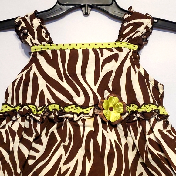 Girls dress, Brown, white, florescent green yellow colors size 8 - Picture 2 of 7